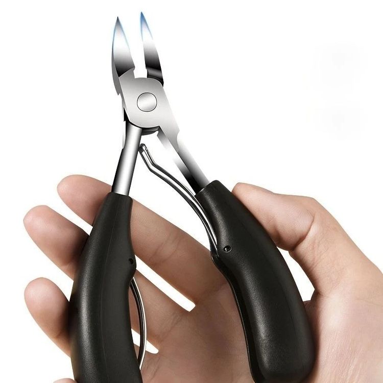 Black Handled Nail Clipper image 1